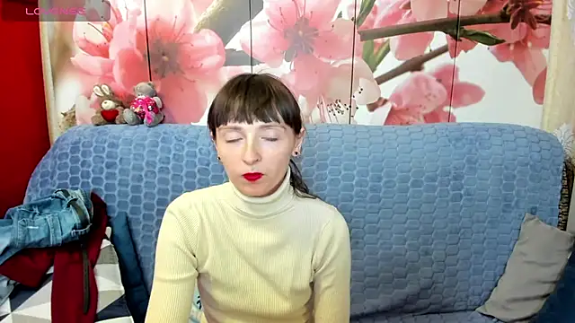 TayanaJons webcam