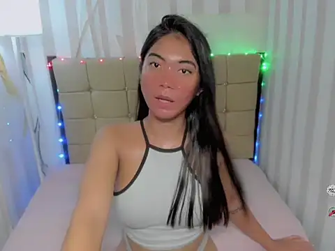Model: BigCockJade