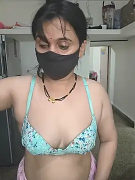 HeartlessGirl webcam