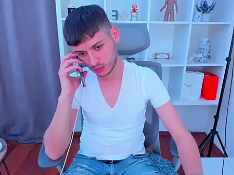 andboyfor6 webcam