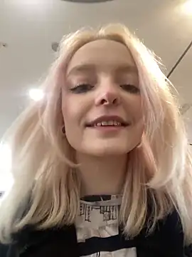 aka_Blonde live sex cam