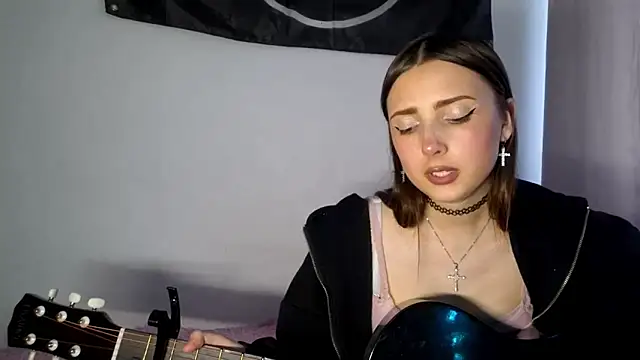 MiaNoir_