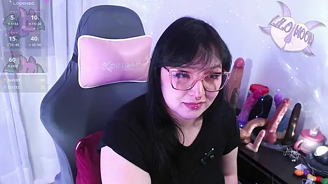 LiloMoon69 webcam