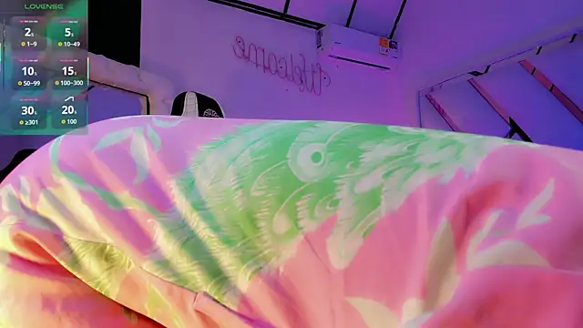sexyykitty18 webcam