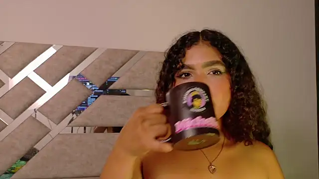 Ashly_Colins webcam