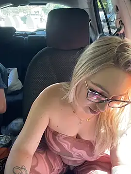 AmandaSnack webcam