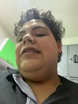 Hailey_Curvy webcam
