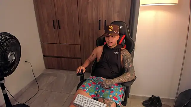 Jake_simons webcam