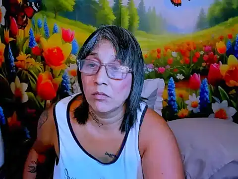 indianroxy webcam