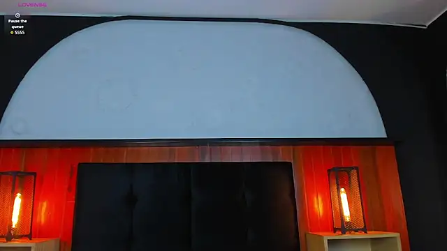 Leo_Savage_ webcam