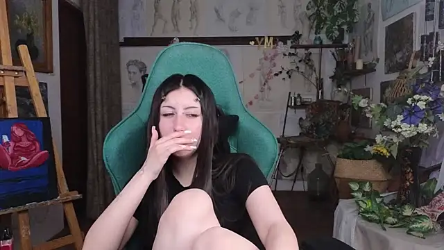 EffieMeowley webcam