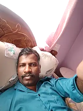 paramkeerthi - Paramkeerthi's free webcam - UK Sex Cams