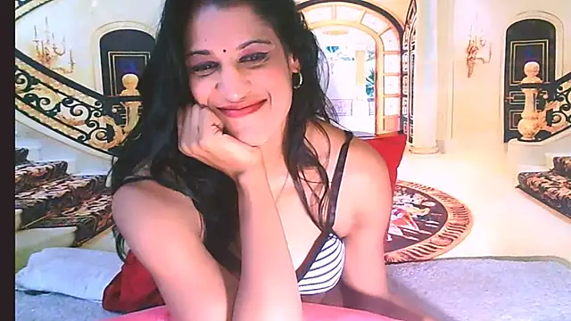 IndianSexcSmyle webcam