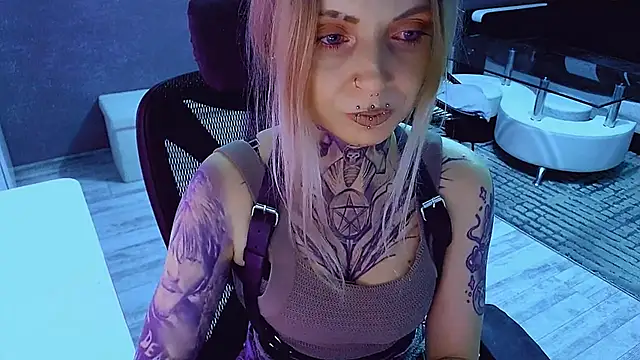 InesGold webcam