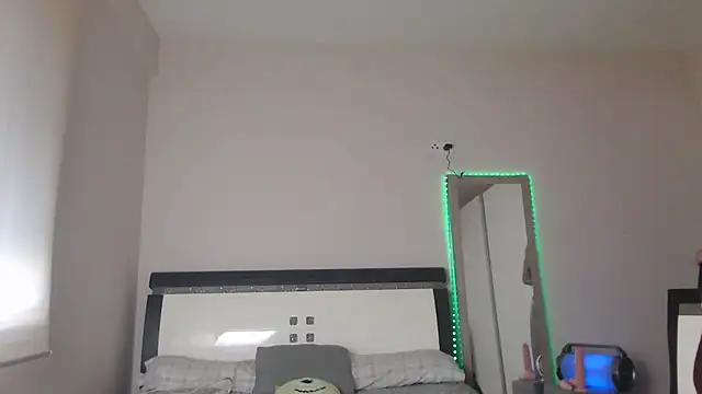 SOFIASWEETSECRETT webcam
