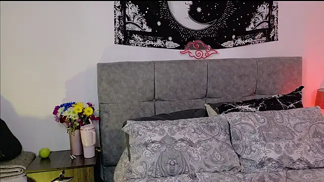 Lexiie1 webcam