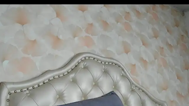 SofiaWhites webcam