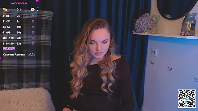 JulieLupo webcam