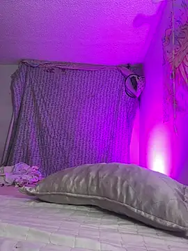 kittymiauu444 webcam