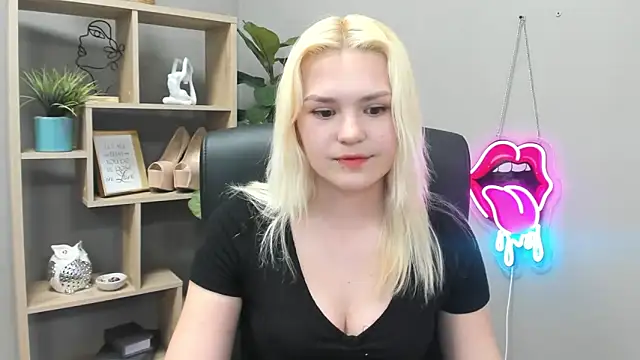 SweetLilyxo webcam