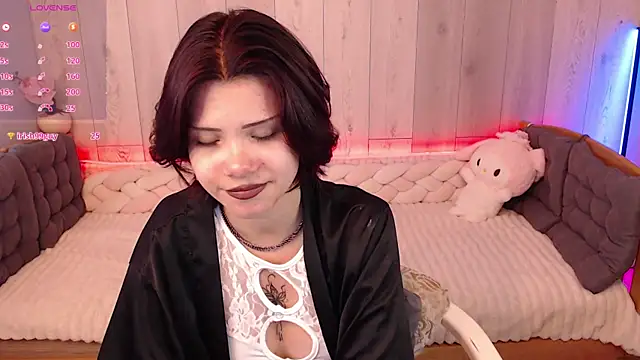 llittle-peachh webcam