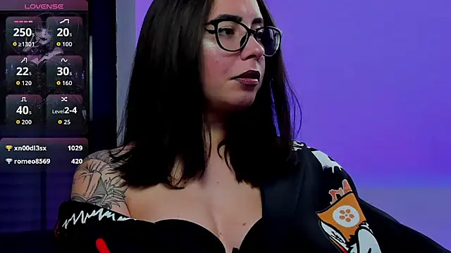 Watch RitaSonnet live on EroticFlix - High definition streams