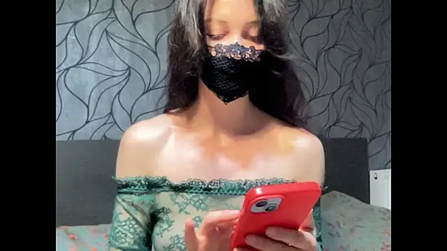 LillyRoux_