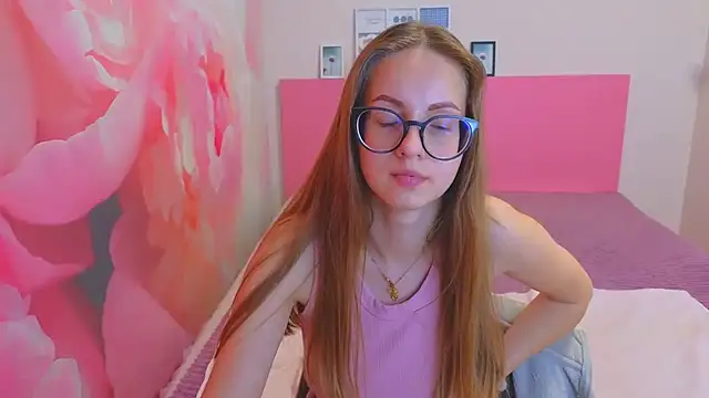 AliceAdams webcam