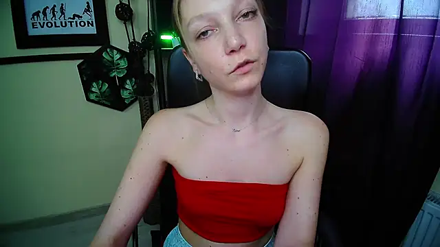 EmillyPlay webcam