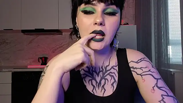 IntrigueYourDay webcam