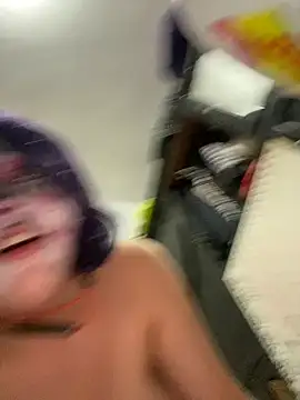 LUCKYPpuuppy webcam