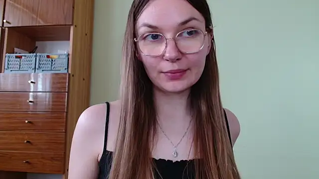 LooveELLYx webcam