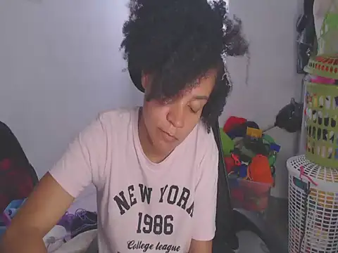shayna_cute webcam