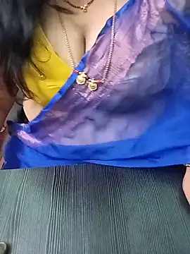 your-sameera (F milf) - Breezer drink in public