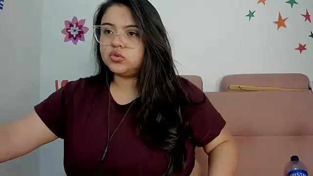 lizzie_c - Lizzie_c's free webcam - UK Sex Cams