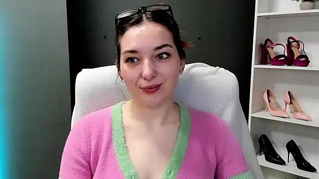 meagn_extasy - Meagn_Extasy's free webcam - UK Sex Cams