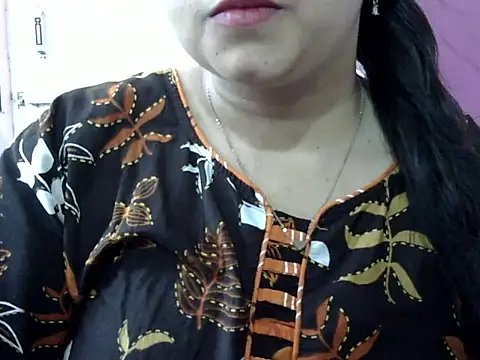cute_aliyaa - Cute_Aliyaa's free webcam - UK Sex Cams