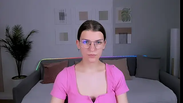 AnnaThorne webcam