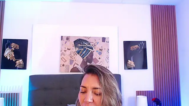 milfsecret69 webcam