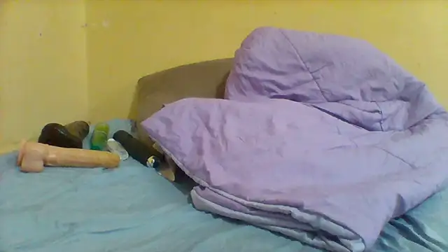DontTellYourWife webcam