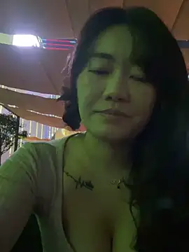 Molly-xiao webcam