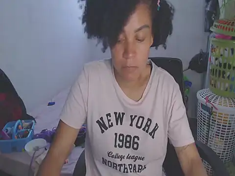 shayna_cute webcam