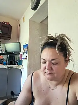 MikyVesela webcam