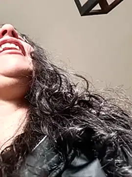 lunadamasco - LunaDamasco's free webcam - UK Sex Cams