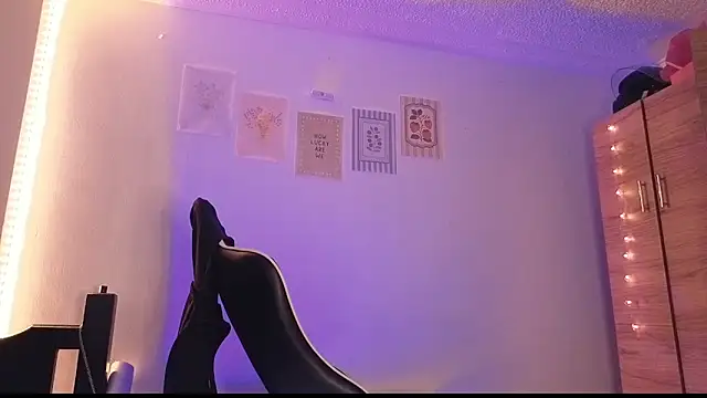 katianpierce - KatianPierce's free webcam - UK Sex Cams