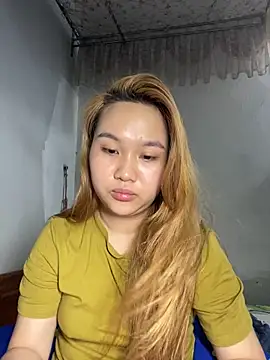 Almira6868 webcam