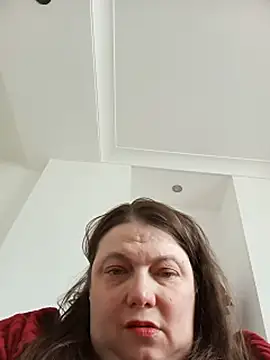HotHornyEmmaX webcam