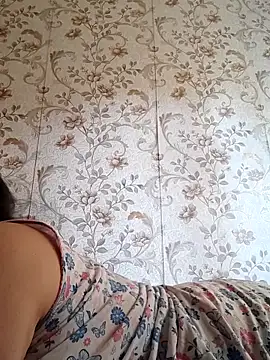 Zulfiya_Bruce webcam
