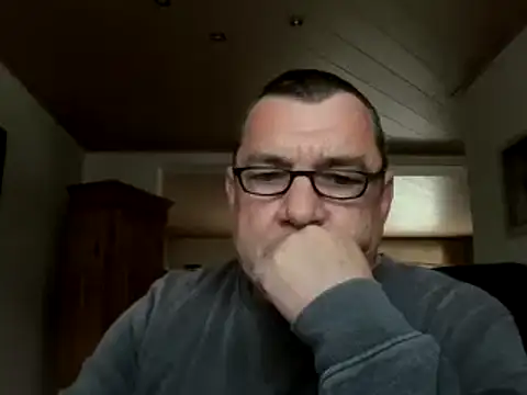 nobbie444 - Nobbie444's free webcam - UK Sex Cams