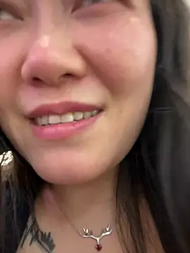 molly-xiao (F milf) - 坐骑视角上下蹲五下